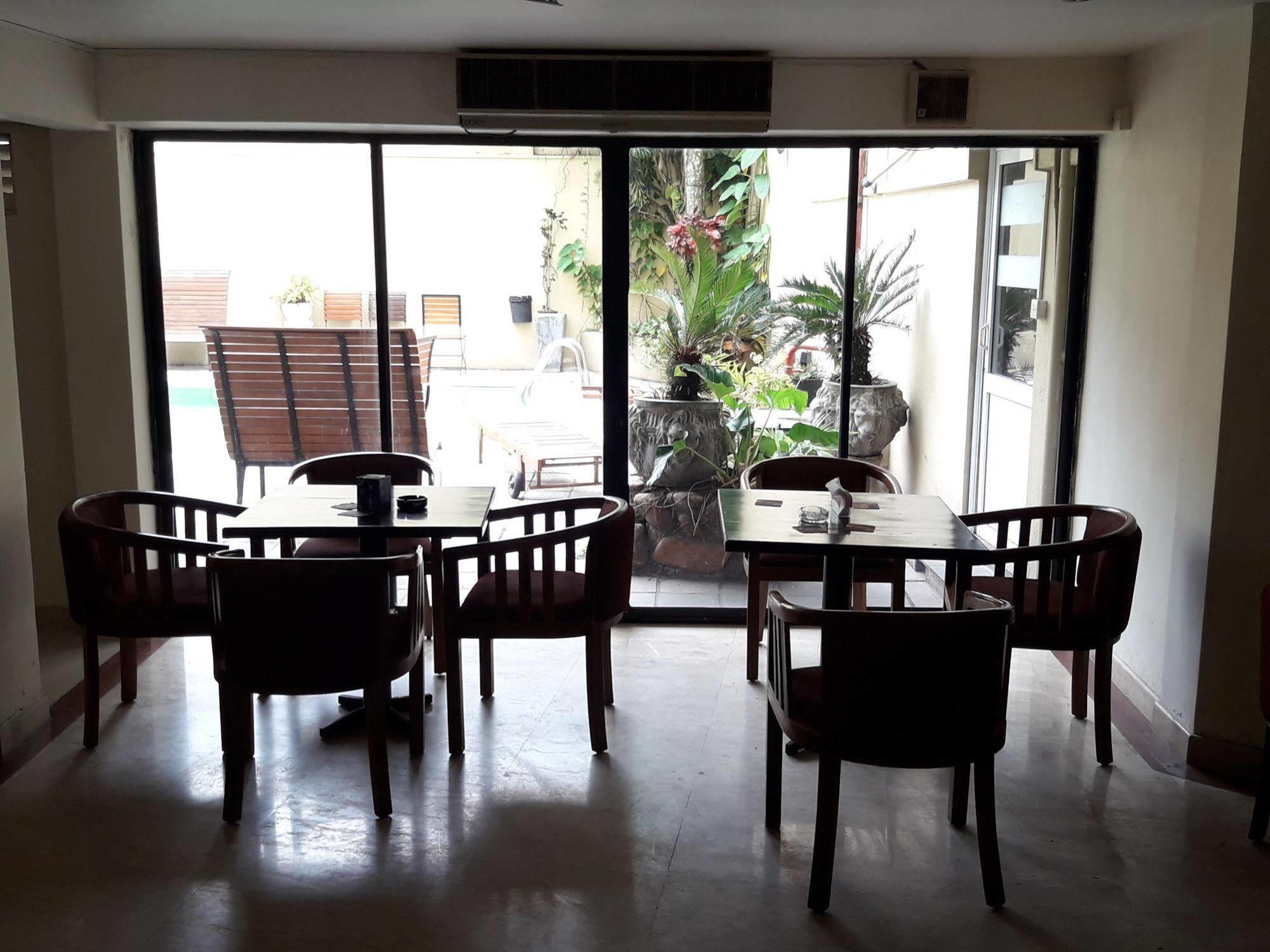 Janaki Hotel
